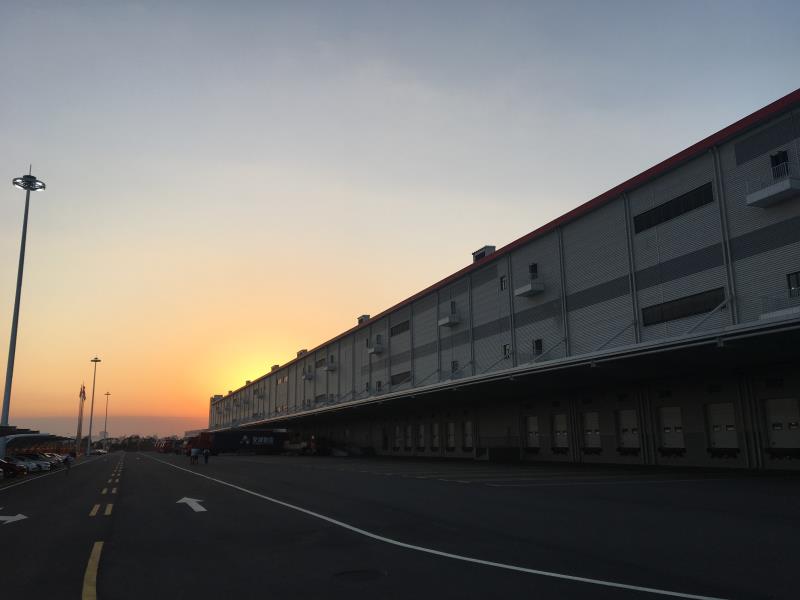 福建晉江安踏產(chǎn)業(yè)園倉(cāng)庫(kù)